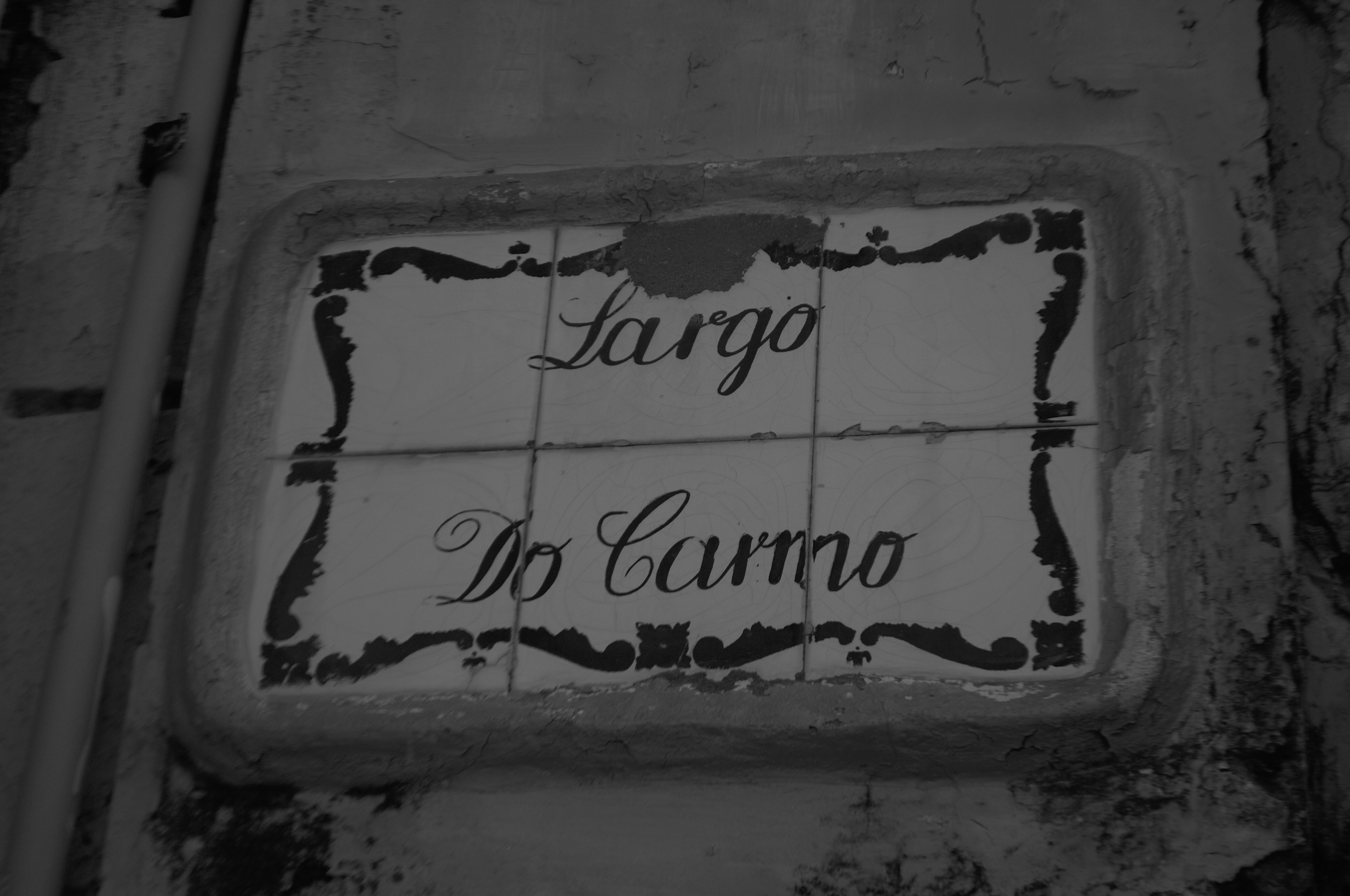 ../../_photos/largo-do-carmo.jpg